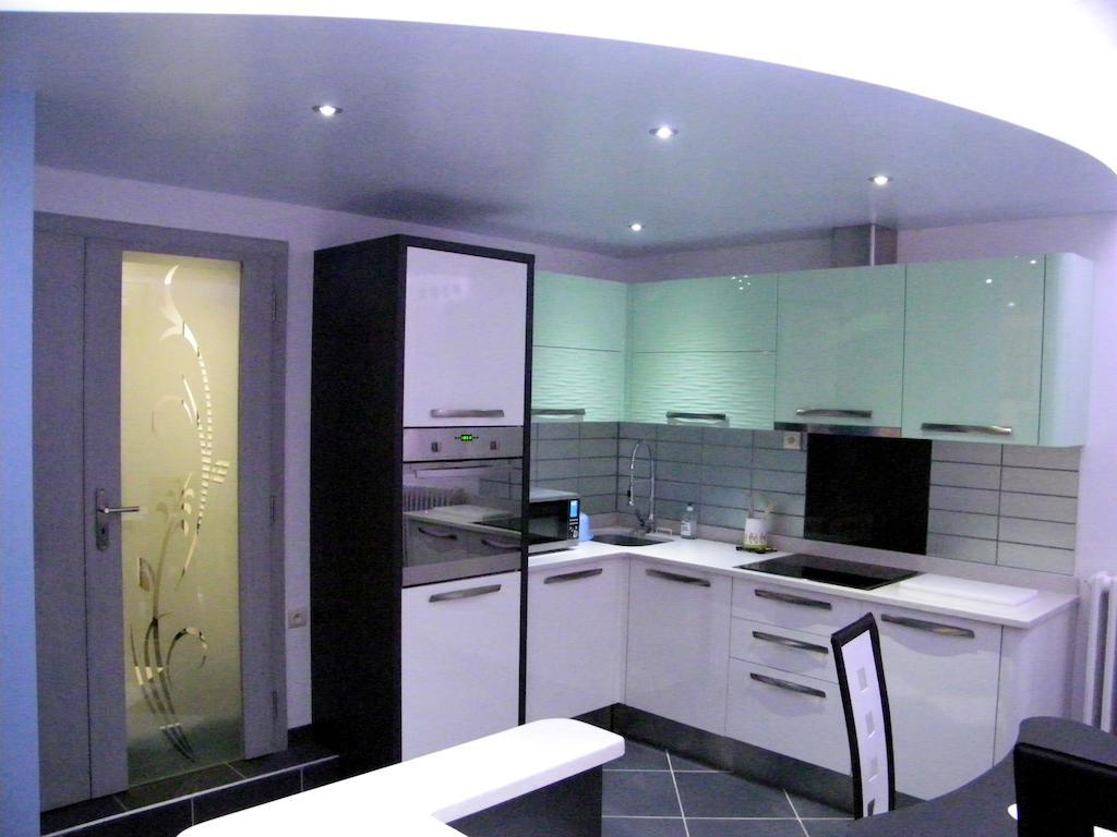 Grand Appartement Dans Villa Avec Parking Quartier Residentiel Joigny Kamer foto