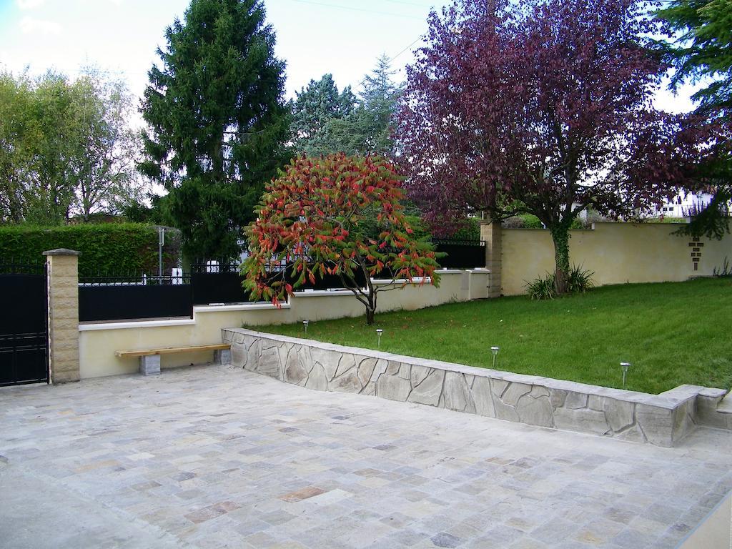 Grand Appartement Dans Villa Avec Parking Quartier Residentiel Joigny Kamer foto